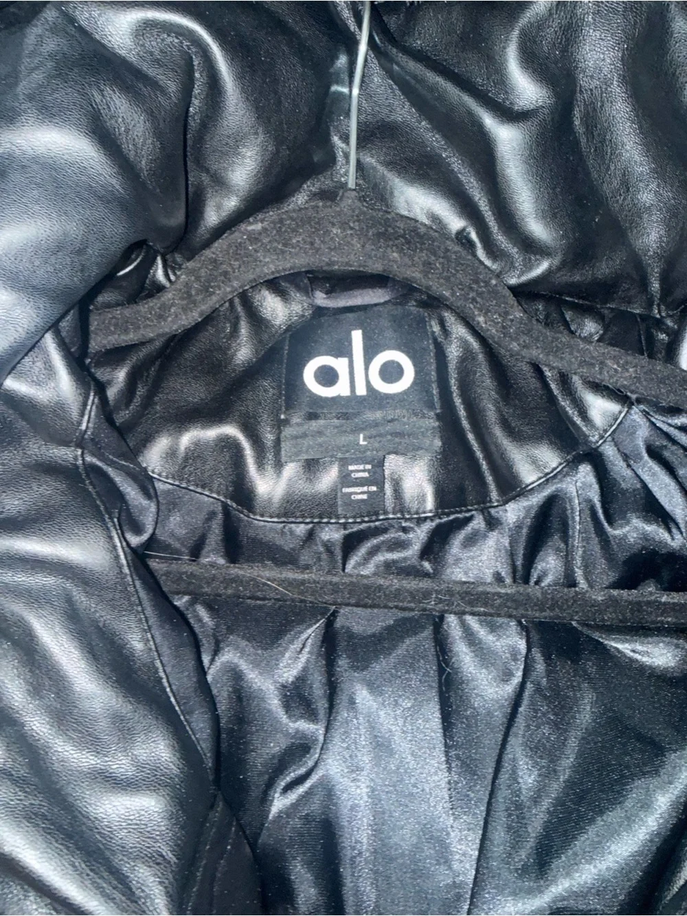 ALO Yoga Women's Black Hooded Puffer Jacket